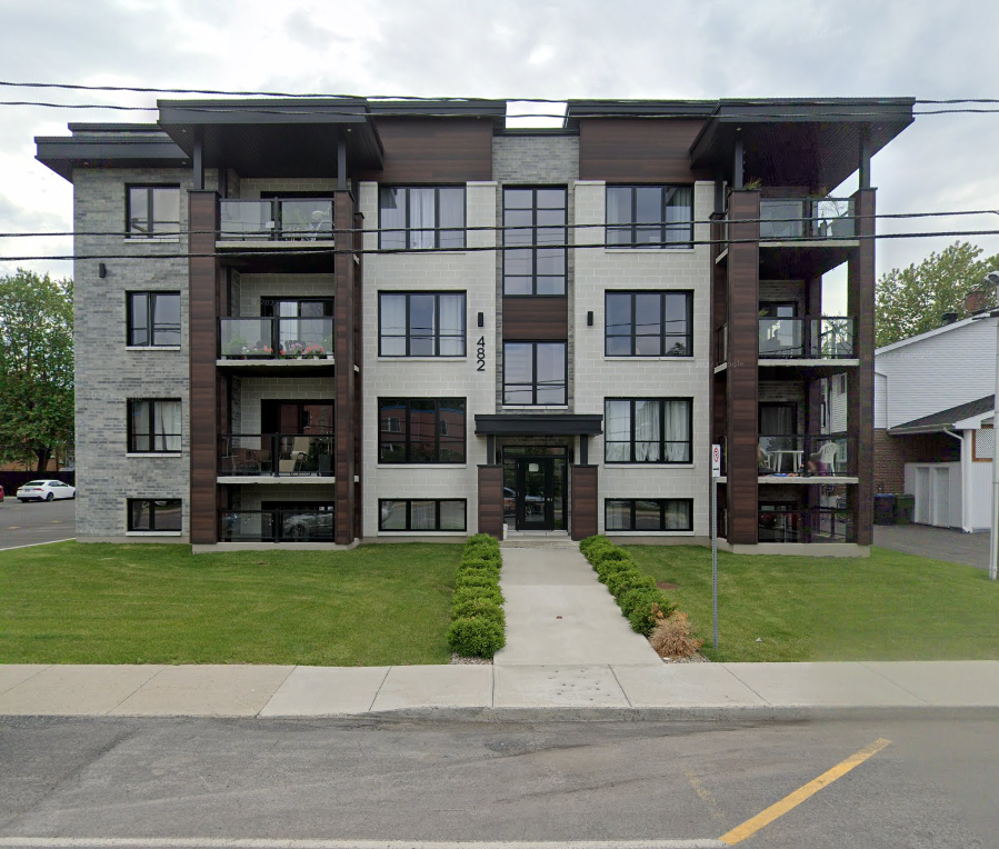 Façade de l'immeuble du 482 rue Jacques-Cartier Sud